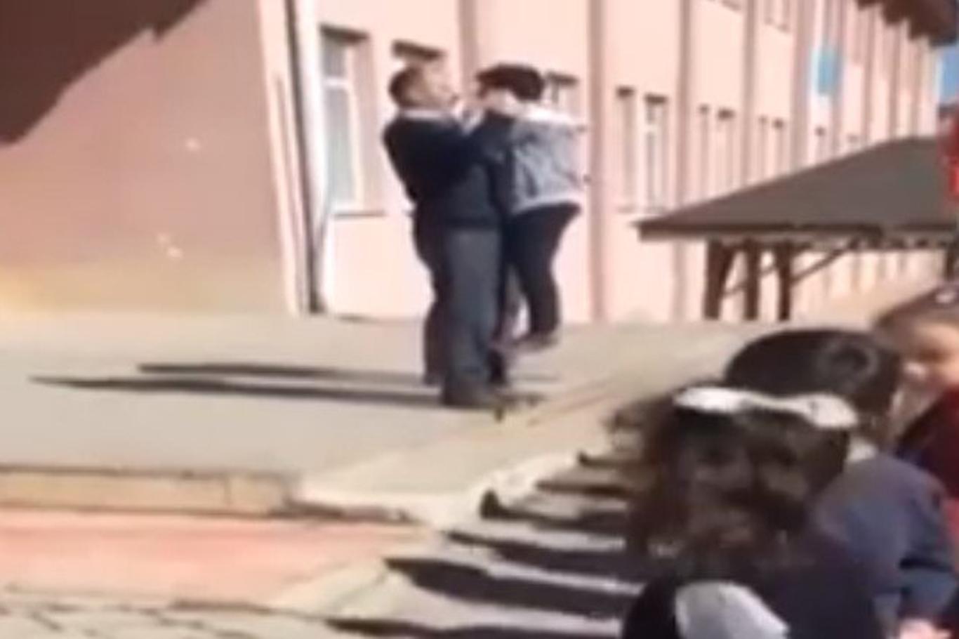 Çankırı'da tepki çeken görüntü: Okul müdürü görevinden alındı